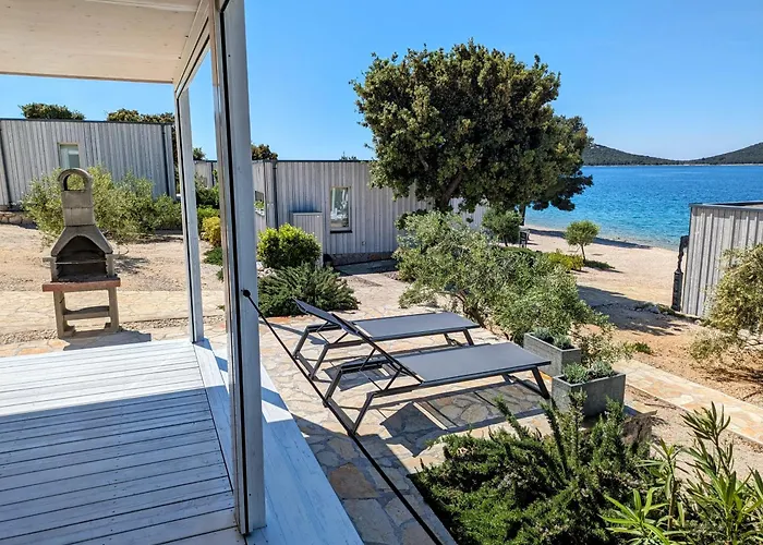 Buqez Eco Resort Beachvilla Bona Haus 16