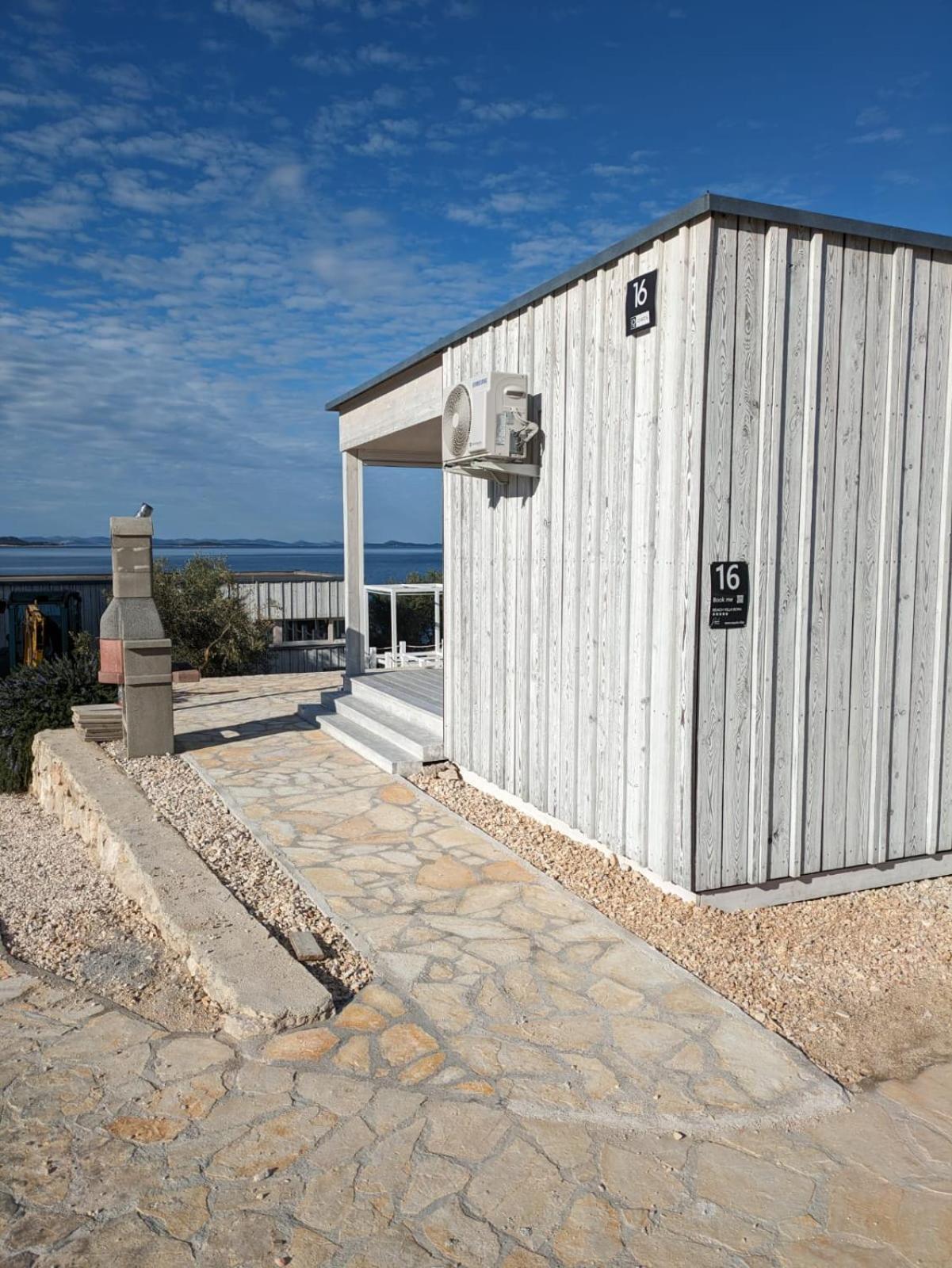 Buqez Eco Beachvilla Bona Haus 16